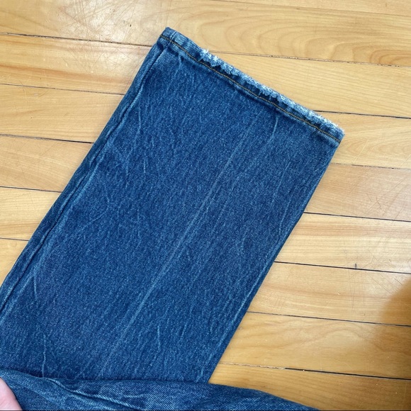 A&F 90’s straight Ultra High Rise, Curve Love - Picture 3 of 6